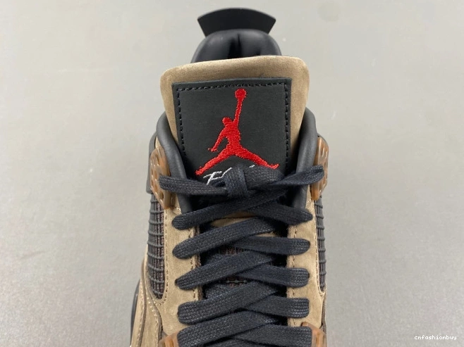 Travis Brown Scott Air TS Retro Jordan AJ4-882335 x 4 0712